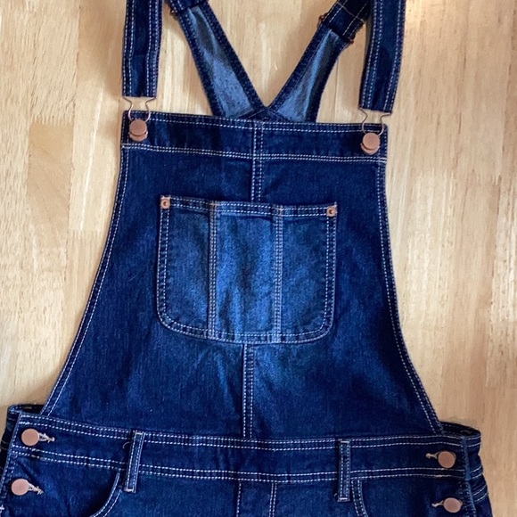 No boundaries overalls, Size 11-13, new, never been worn. - Picture 2 of 7